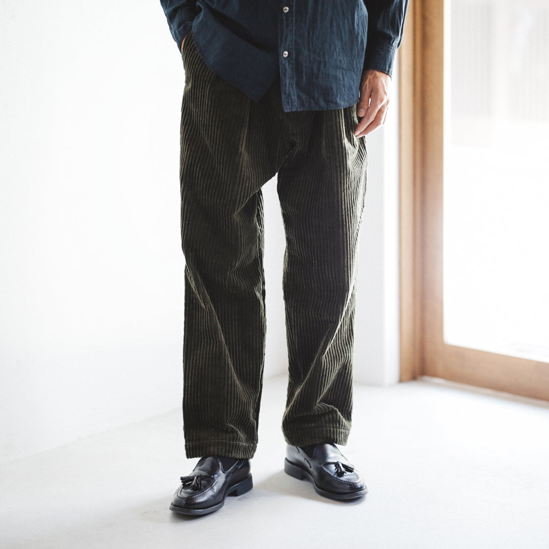 Limited Edition Col. / " Extra-Wide Corduroy " Slacks