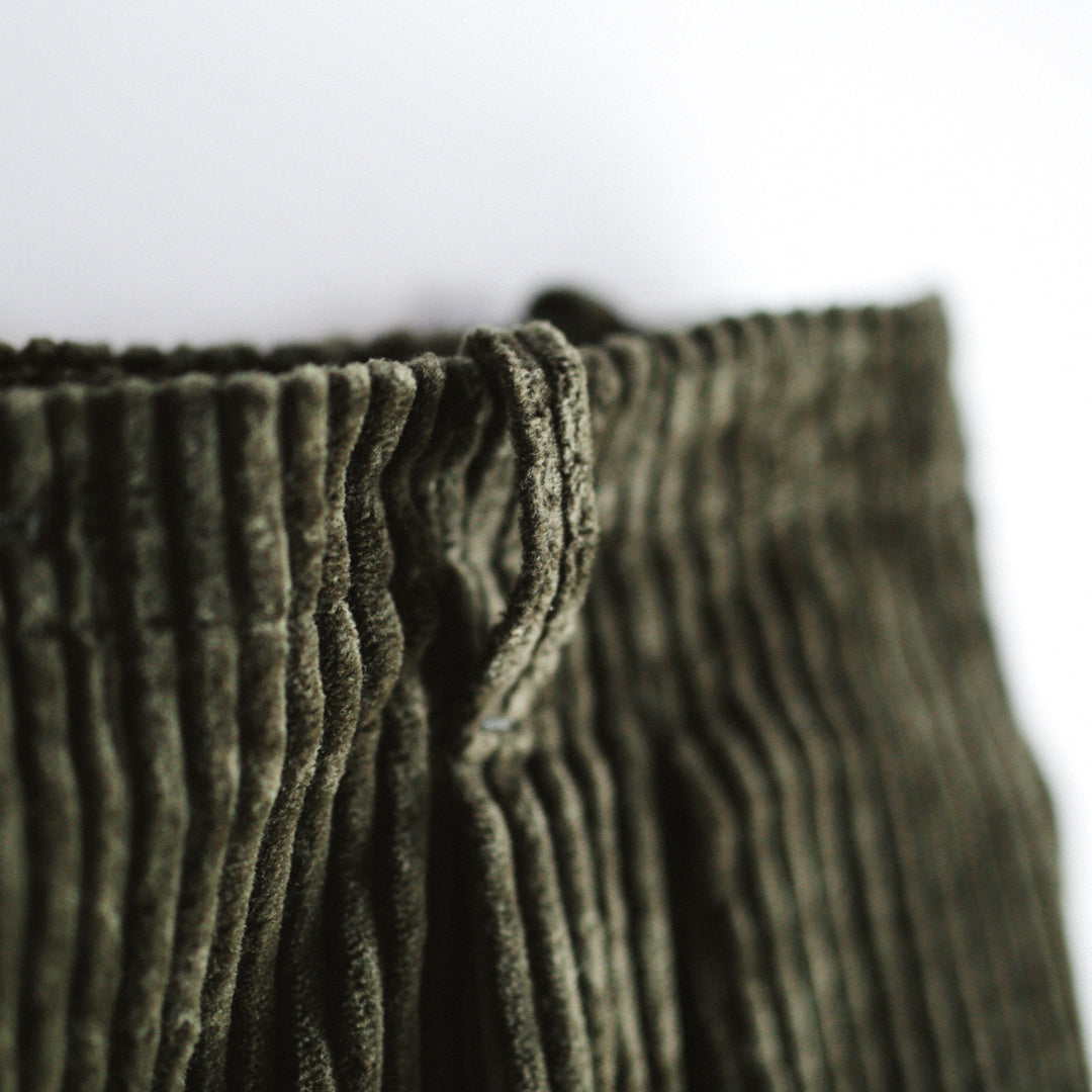 Limited Edition Col. / " Extra-Wide Corduroy " Slacks
