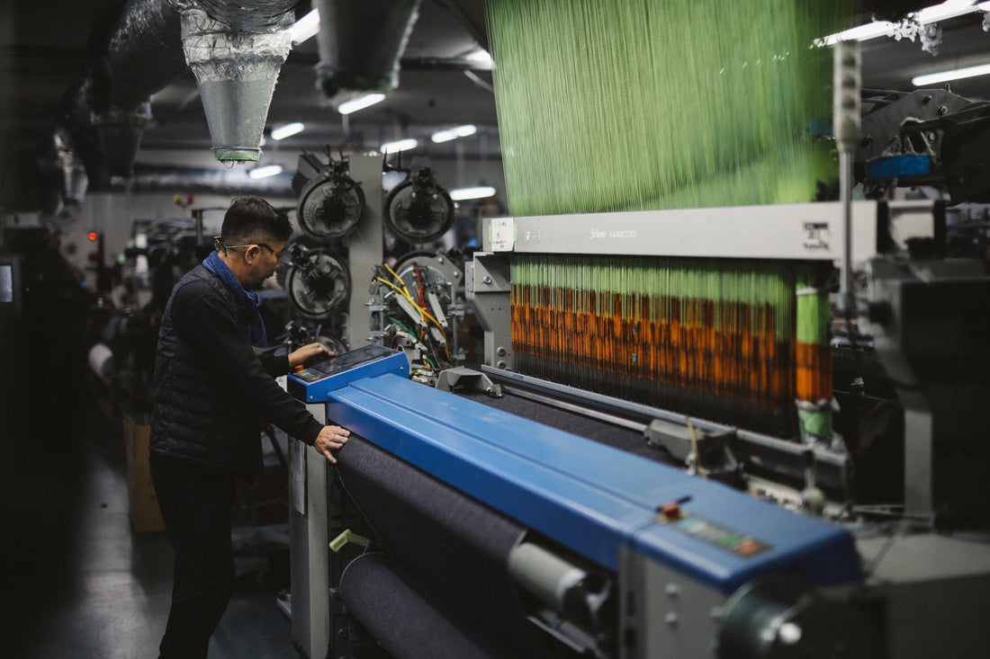 生産背景：岡山県「ジャガード生地」
