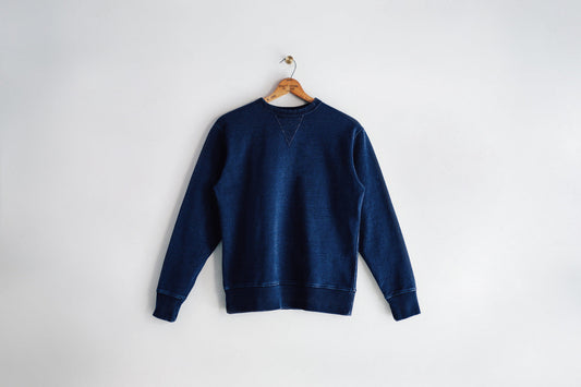 告知：Indigo Dye V-Gazette Sweat