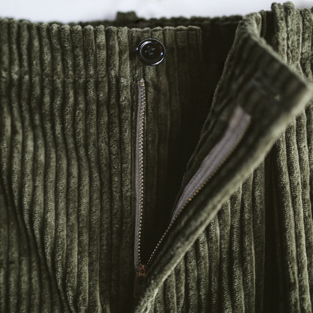 Limited Edition Col. / " Extra-Wide Corduroy " Slacks